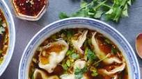 Beef dumplings in hot & sour soup (酸汤水饺) Beef dumplings in hot & sour soup (酸汤水饺)