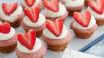 Mini Strawberry Cupcakes Mini Strawberry Cupcakes