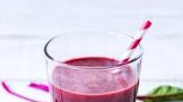 Jugo de remolacha, limón y jengibre Jugo de remolacha, limón y jengibre