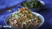 Easy Chinese poached beef and bean sprouts Easy Chinese poached beef and bean sprouts