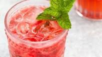 Virgin Strawberry Mojito Mocktail Virgin Strawberry Mojito Mocktail