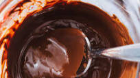 How to Melt Chocolate in a Microwave How to Melt Chocolate in a Microwave