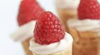 Simple Mini Cheesecake Cones Simple Mini Cheesecake Cones