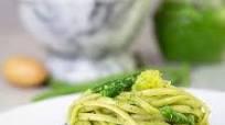 PESTO GENOVESE with green beans and potatoes (pesto avantaggiato) PESTO GENOVESE with green beans and potatoes (pesto avantaggiato)