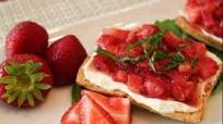Strawberry Bruschetta Strawberry Bruschetta