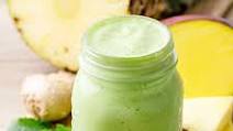 Anti-Inflammatory Turmeric Ginger Green Smoothie for Weight Loss Anti-Inflammatory Turmeric Ginger Green Smoothie for Weight Loss