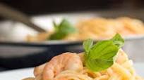 Recipe: Shrimp Pasta with White Wine Sauce Recipe: Shrimp Pasta with White Wine Sauce