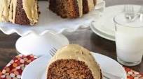 Peanut Butter Banana Bundt Cake with Reese's Peanut Butter Cups Peanut Butter Banana Bundt Cake with Reese's Peanut Butter Cups