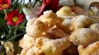 Frittelle: Traditional Italian Christmas Eve Doughnuts Frittelle: Traditional Italian Christmas Eve Doughnuts