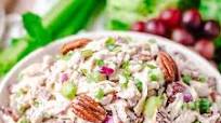 Chicken Salad with Grapes and Pecans Chicken Salad with Grapes and Pecans