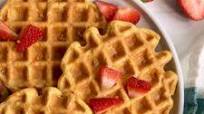 Healthy Vanilla Protein Waffles (Low Carb, Paleo) Healthy Vanilla Protein Waffles (Low Carb, Paleo)