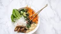 bún thịt nướng (Vietnamese Grilled Pork with Vermicelli) bún thịt nướng (Vietnamese Grilled Pork with Vermicelli)