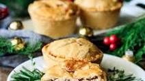 Leftover Turkey Cranberry Mini Pies Leftover Turkey Cranberry Mini Pies