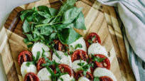 Roasted Tomato Caprese Salad Roasted Tomato Caprese Salad