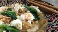 Flat Noodles in Egg Gravy (Wat Tan Hor) Flat Noodles in Egg Gravy (Wat Tan Hor)
