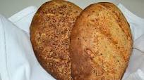 Pan de jamón, queso y cebollino del siglo XXI de Lorraine Pascale Pan de jamón, queso y cebollino del siglo XXI de Lorraine Pascale