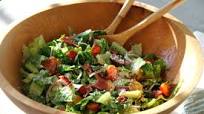 Caesar Salad with Bacon Tomatoes and Onion Caesar Salad with Bacon Tomatoes and Onion