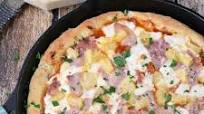 Deep Dish Hawaiian Pizza Deep Dish Hawaiian Pizza