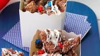 Chocolate-Covered Strawberry Snack Mix Chocolate-Covered Strawberry Snack Mix