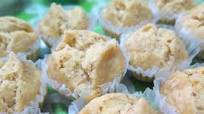 How to Make Banana Puto How to Make Banana Puto
