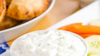 Easy Tzatziki Sauce Easy Tzatziki Sauce