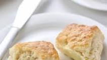 Healthy Air Fryer Biscuits (Low-Calorie + Low Fat) Healthy Air Fryer Biscuits (Low-Calorie + Low Fat)