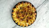 Cheesy Pop-Crust Pizza Cheesy Pop-Crust Pizza