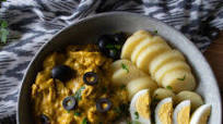 Aji de Gallina (Peruvian Yellow Pepper Chicken) Aji de Gallina (Peruvian Yellow Pepper Chicken)