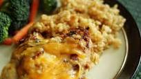 Cheesy Chicken & Rice Casserole Cheesy Chicken & Rice Casserole