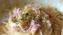 Rich Pasta Carbonara with Milk and a Whole Egg Rich Pasta Carbonara with Milk and a Whole Egg