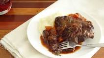 Slow Cooker Beef Cheeks in Red Wine Recipe Slow Cooker Beef Cheeks in Red Wine Recipe