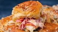 Pepperoni Pizza Sliders Pepperoni Pizza Sliders