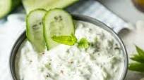 Tzatziki selber machen – so gelingt dir das griechische Original Tzatziki selber machen – so gelingt dir das griechische Original