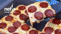 Tost Ekmeğinden Kahvaltı Pizzası Tost Ekmeğinden Kahvaltı Pizzası