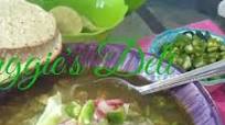 Pozole verde de pollo con Maíz Pozole verde de pollo con Maíz