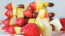 Fruit Kabobs With Yogurt Dip | THM: E Fruit Kabobs With Yogurt Dip | THM: E