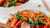 Stir-fried Carrot Noodles with Chicken Stir-fried Carrot Noodles with Chicken