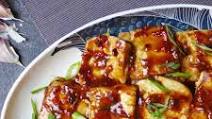 Pan fried tofu with garlic sauce (鱼香豆腐) Pan fried tofu with garlic sauce (鱼香豆腐)