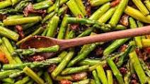 Asparagus with Bacon Recipe (So Easy) Asparagus with Bacon Recipe (So Easy)