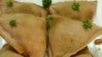 Baked beetroot onion samosa recipe by Chandu Pugalia at BetterButter Baked beetroot onion samosa recipe by Chandu Pugalia at BetterButter