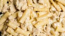Chicken Alfredo Crock Pot (Slow Cooker) Chicken Alfredo Crock Pot (Slow Cooker)