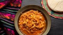 Tinga de Pollo con Tomate Tinga de Pollo con Tomate