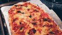 Traditional Italian Pizza Traditional Italian Pizza