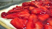 Strawberry Splendor Pizza Recipe Strawberry Splendor Pizza Recipe