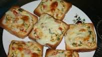 Tost Ekmeğinden Pratik Pizza Tost Ekmeğinden Pratik Pizza