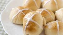 Crescent Hot Cross Buns Crescent Hot Cross Buns