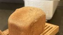 Honey Wheat Bread in the Zojirushi Bread Maker Honey Wheat Bread in the Zojirushi Bread Maker