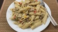 Chicken Penne Pasta in White Sauce Chicken Penne Pasta in White Sauce