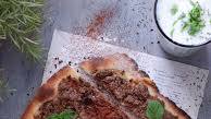 Lahm bil ajeen (Lebanese minced beef flatbread) Lahm bil ajeen (Lebanese minced beef flatbread)