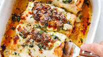 Spinach Salmon Casserole with Cream Cheese and Mozzarella Spinach Salmon Casserole with Cream Cheese and Mozzarella